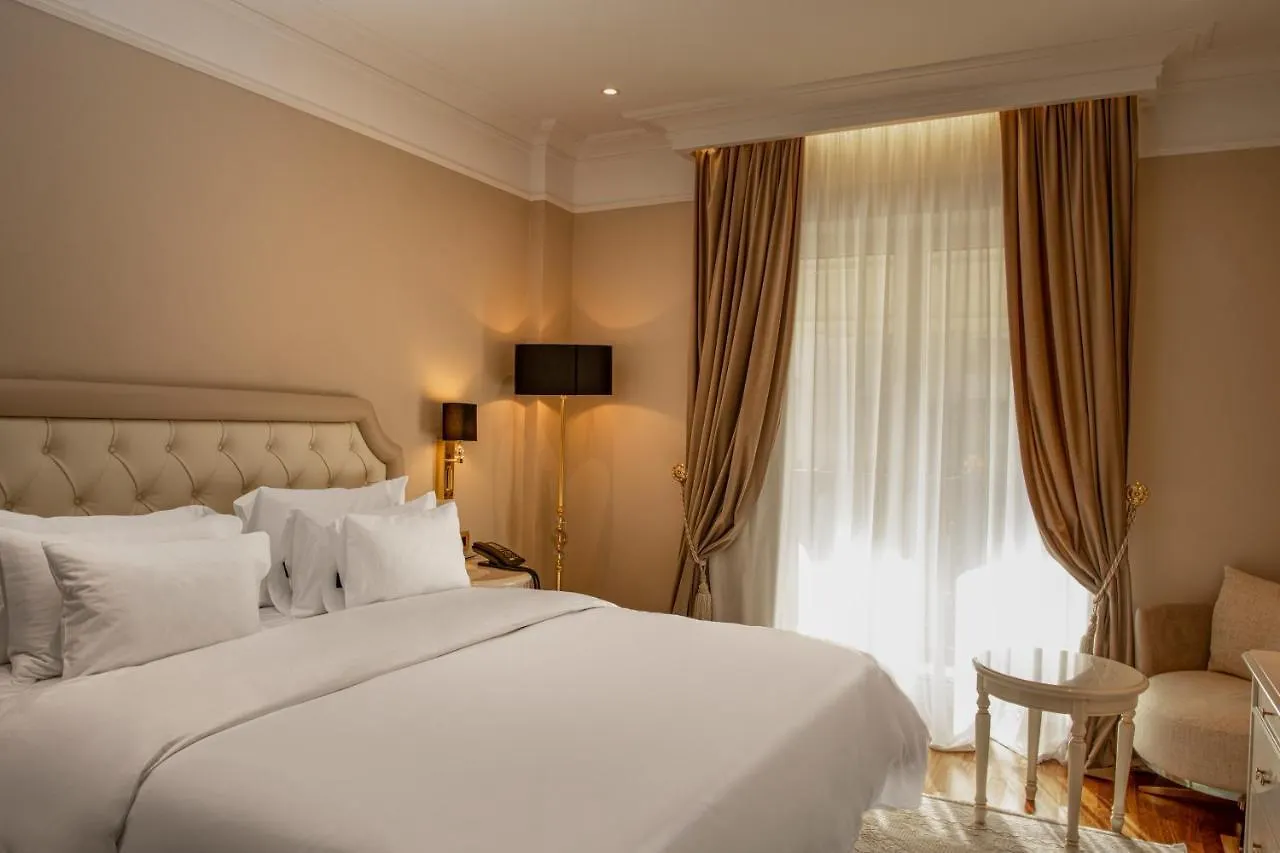 Radisson Collection Morina Hotel, Tirana Selitë e Vogël 4*,  Albania