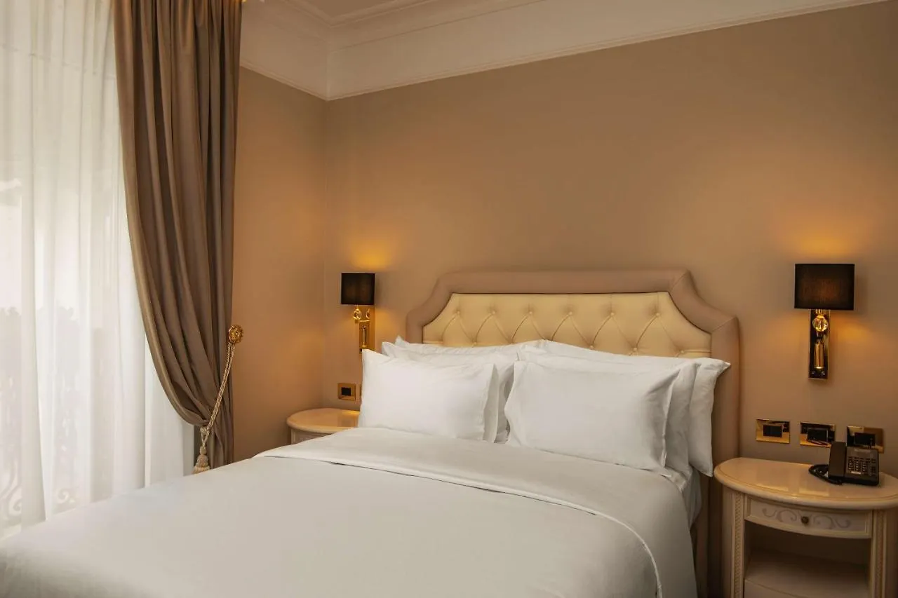 Radisson Collection Morina Hotel, Tirana Selitë e Vogël 4*,